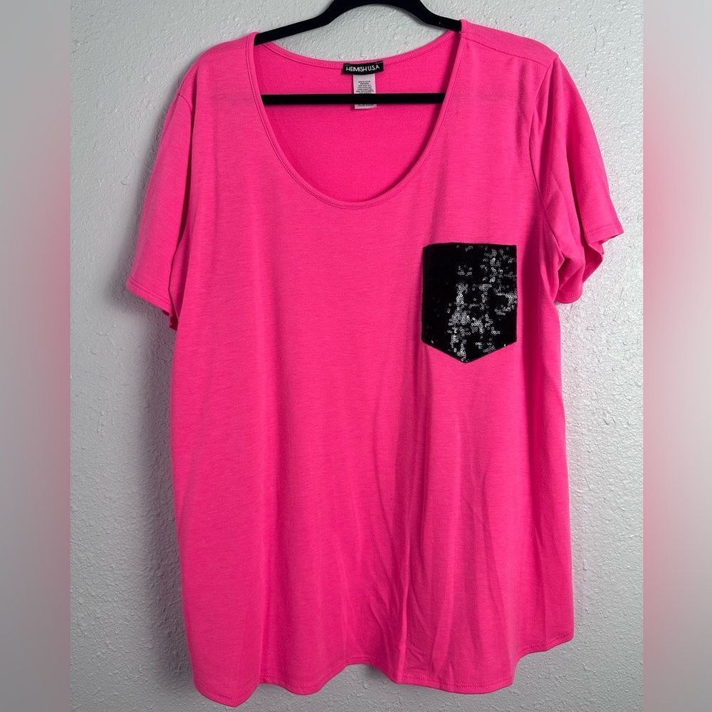 ⭐️HEIMISH USA Women’s Pink Tee with Black Sequin Pocket Size 3X
